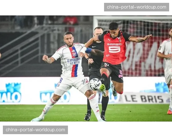 专访里昂门将：谈三月球队防守沟通改善与个人扑救数据分析应用