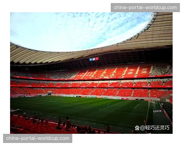 皇家贝蒂斯主场贝尼托-比利亚马林球场启动看台翻新工程