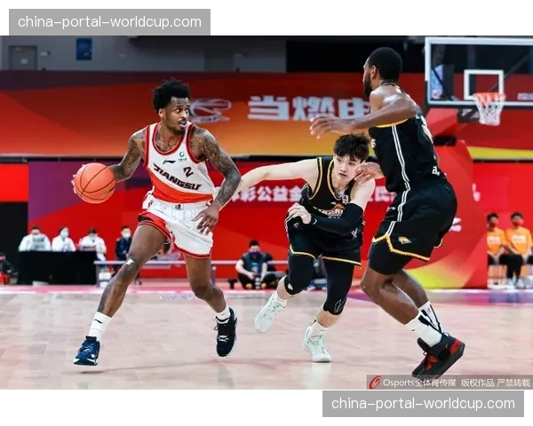 【2026年4月CBA联赛·人物·动态前江苏队外援布莱克尼与北控男篮达成两年签约意向